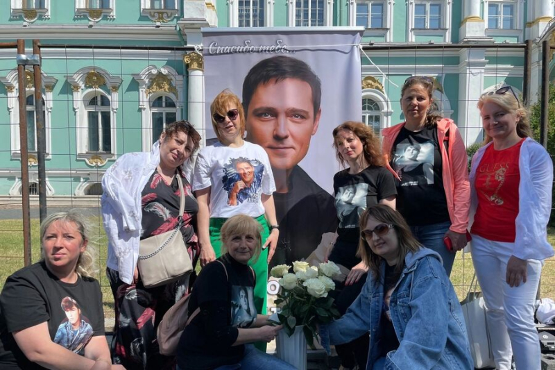 Мотопробеги, концерты, аллея памяти: как фанаты отметят 50-летие со дня рождения Шатунова