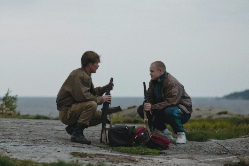 В&nbsp;Okko состоялась премьера сериала Юрия Быкова &laquo;Лихие&raquo; про&nbsp;90-е