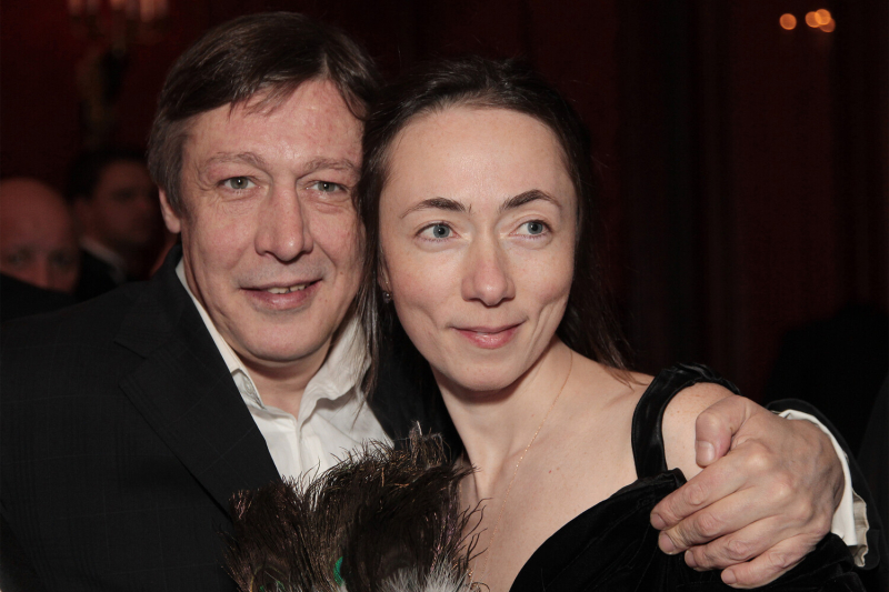 &laquo;Мы не знали слов &laquo;абьюзер&raquo; и &laquo;газлайтер&raquo;. Какими были пять браков Михаила Ефремова