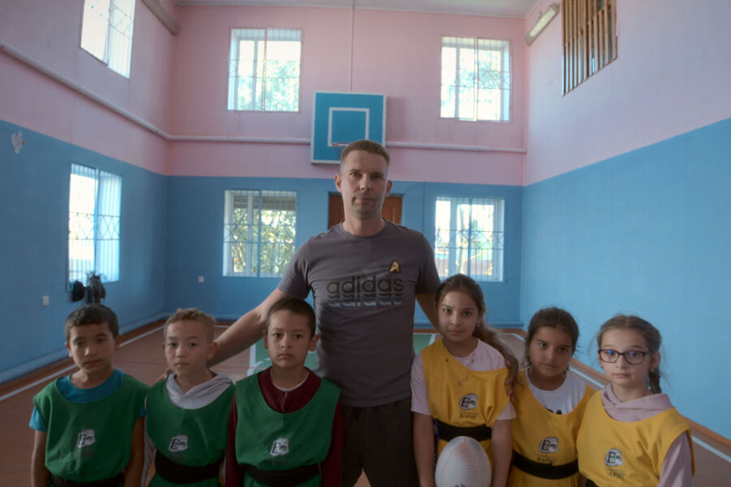 &laquo;Большой куш&raquo; в&nbsp;реальном мире. Что делает уникальным стендап-сериал &laquo;Быть цыганом&raquo;?