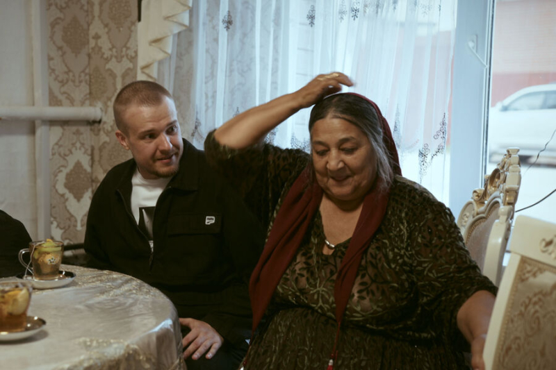 &laquo;Большой куш&raquo; в&nbsp;реальном мире. Что делает уникальным стендап-сериал &laquo;Быть цыганом&raquo;?