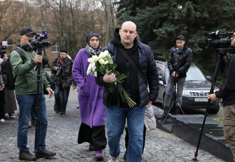 В Москве завершилось прощание с актёром Поповым, умершим от рецидива рака